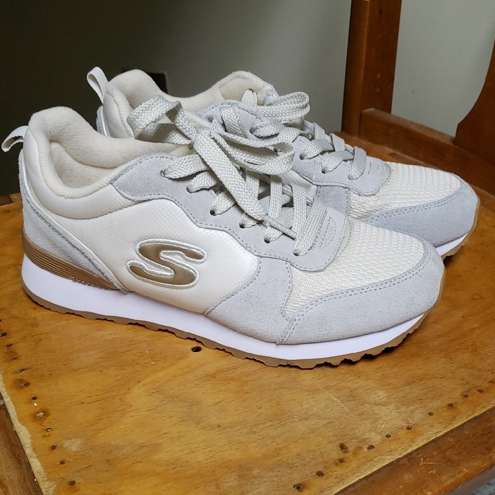 Skechers GOLDEN N GURL Women's taupe and Rose Gold Metallic  Athletic Sneakers